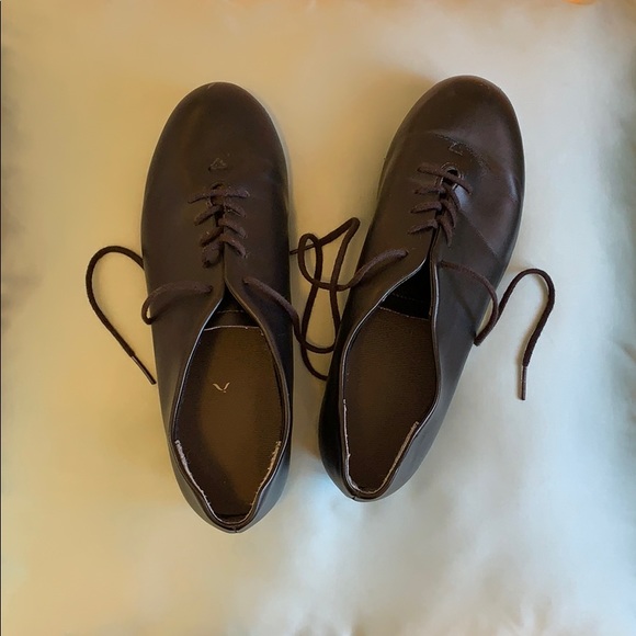 Capezio Tap Shoes - Picture 2 of 4